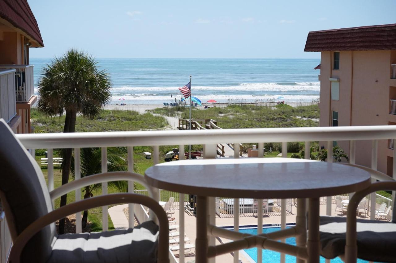 Wow! Updated Oceanfront, Pool Front Spanish Main Condo 45! ココアビーチ エクステリア 写真